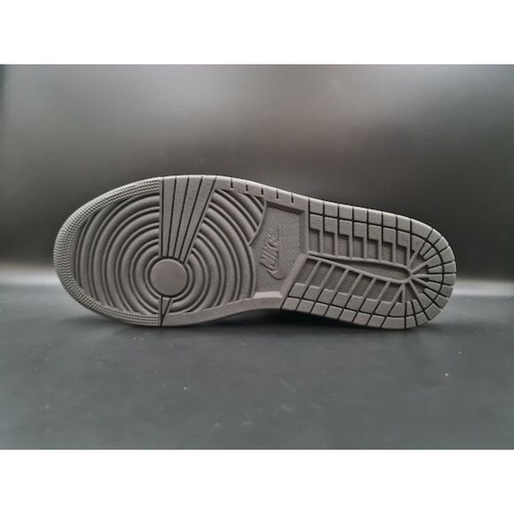 Jordan 1 Low Grey White. SIZE 9.5 - 553558-044 main image 4